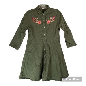 5/$25 Wonder Nation Green Denim Floral Embroidered Button Down Dress Pockets XL